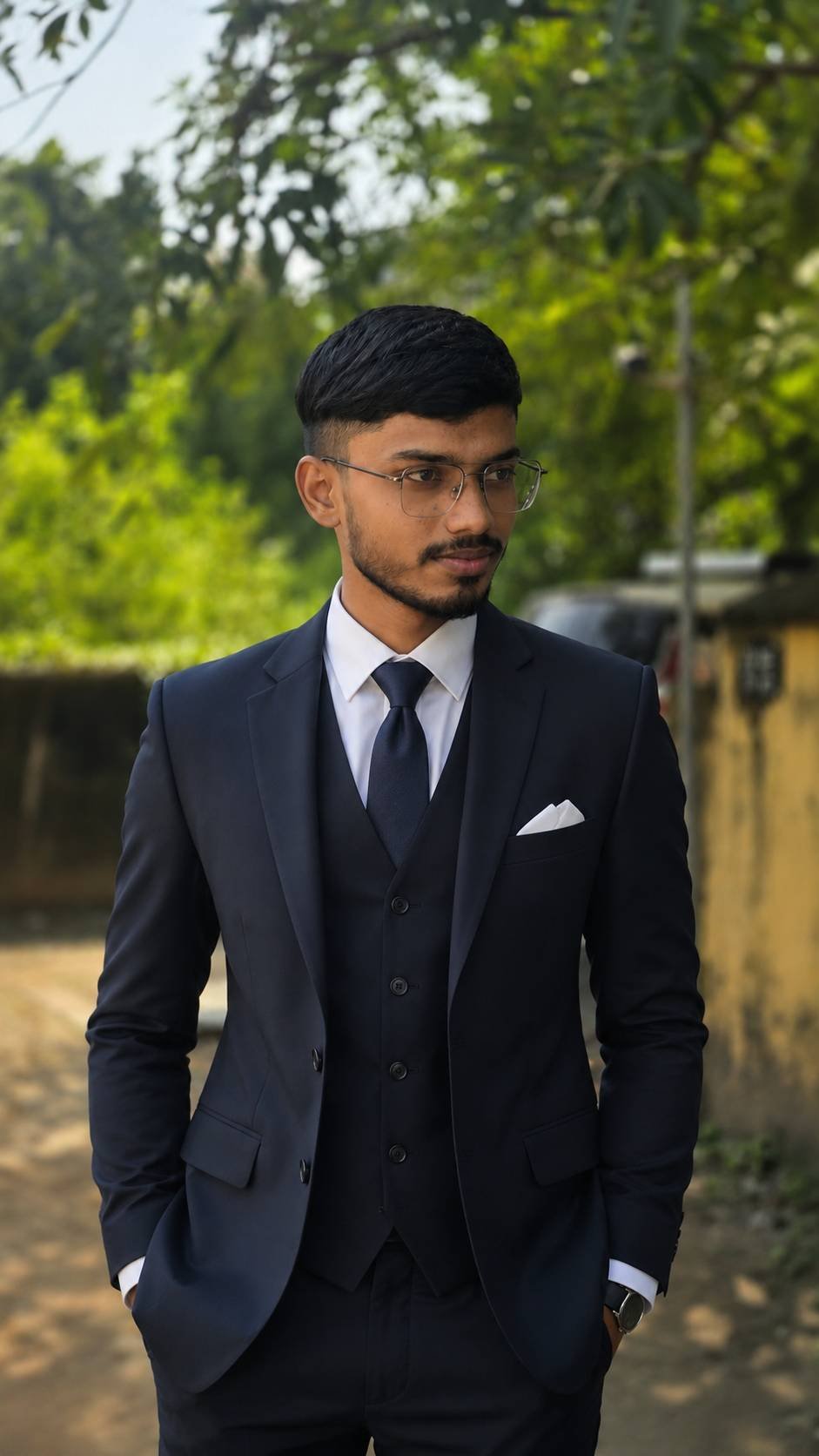 Kameshwaran B